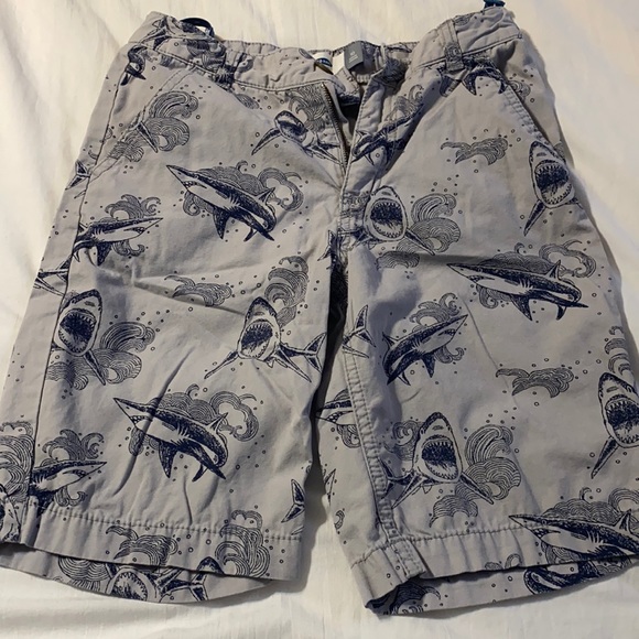 Old Navy Boys shorts size 10 - Picture 1 of 3